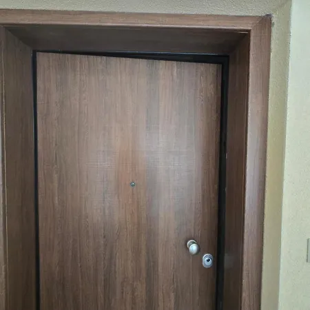 Giannishouse شقة *