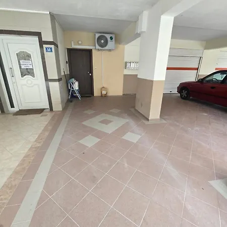 Giannishouse Appartement *